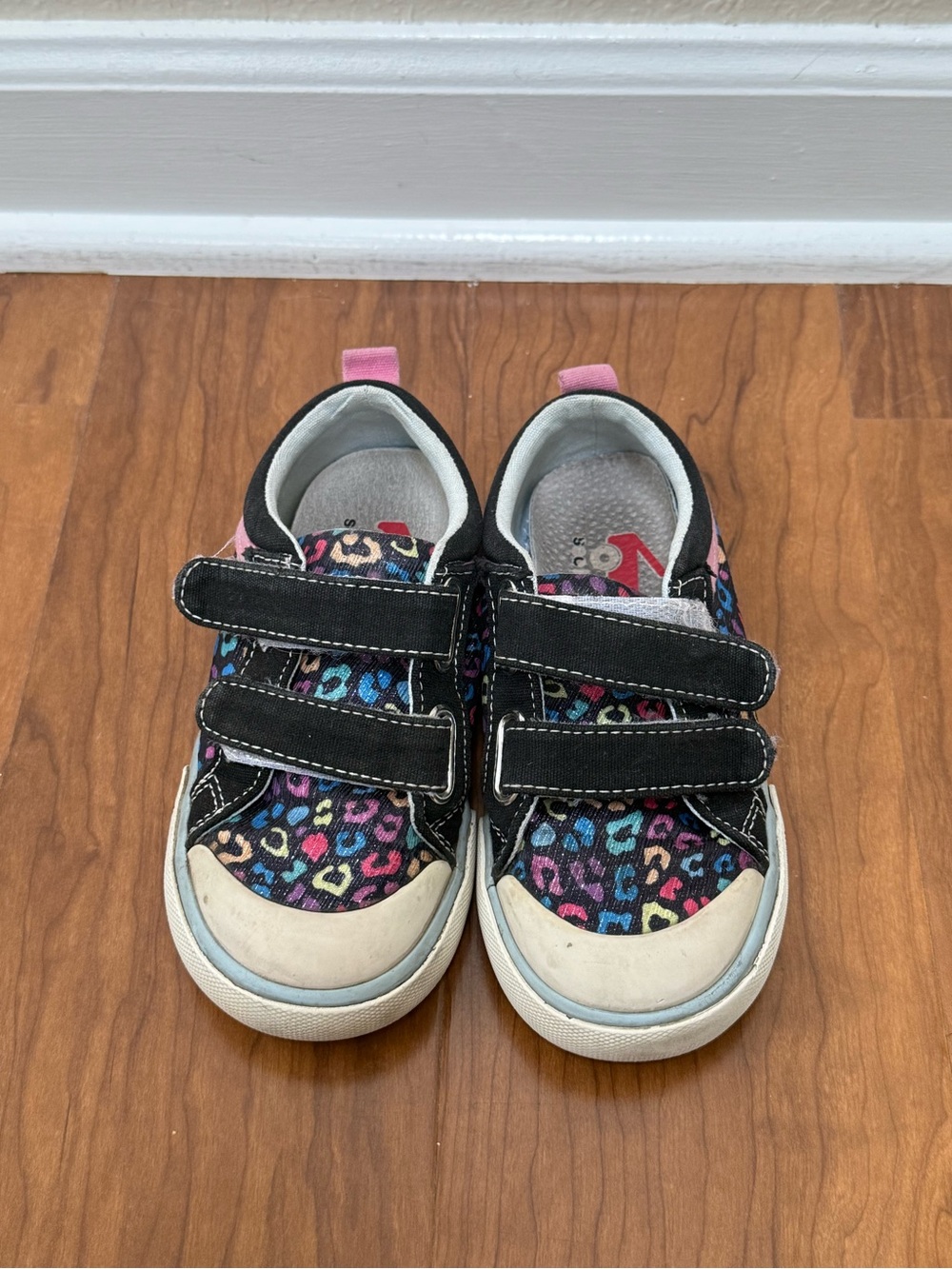 See Kai Run Girls Colorful Leopard Print Velcro Sneakers Size 10